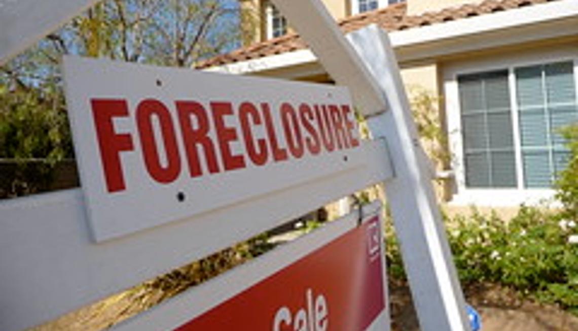 Follow the money: foreclosures beat loan modifications any day…for the bank.