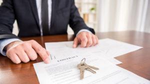 What Does an Escrow Agent Do?