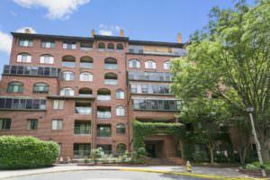 1029 Stuart Street #717, Arlington, VA 22207