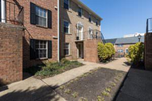 UNDER CONTRACT! 927 Rolfe St Unit A, Arlington, VA 22204