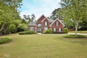 Just Listed: 105 Lodge Trail, Fayetteville