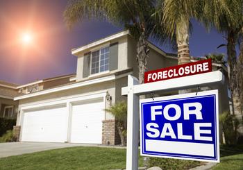 Should I Buy a Foreclosed House?