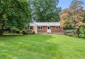 Just Listed: 105 Duryea Lane, Clarkstown