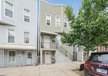 Just Sold: 1727 Hunt Avenue, Bronx