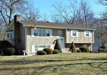 Just Sold: 8 Appledale Lane, Ramapo