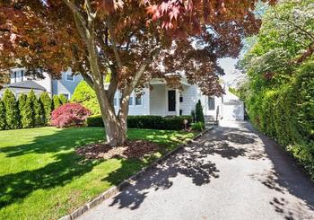 Just Listed: 171 Nelson Road, Scarsdale