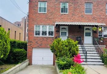 Just Listed: 2224 Esplanade Avenue, Bronx