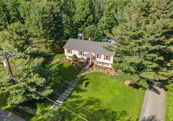 Just Listed: 4 Thistle Lane, Mount Hope