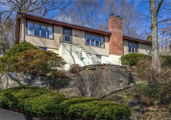 Just Sold: 25 aka 29 Middlesex Lane, Yonkers