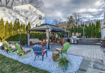 Just Sold: 86 Parkway Circle, Scarsdale