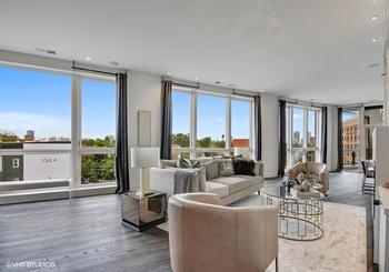 Tour this Boutique Condo Building in Lincoln Park!