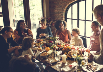 How To Be the Best Thanksgiving Guest