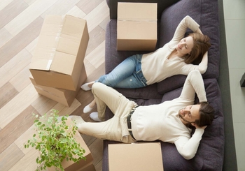 Navigating the Holidays with Ease: Essential Tips for a Stress-Free Move