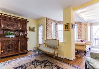 117 Lombard St <br /> $1,150,000