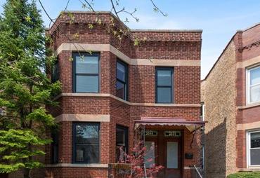 Just Listed: 3644 N Oakley Avenue, Chicago