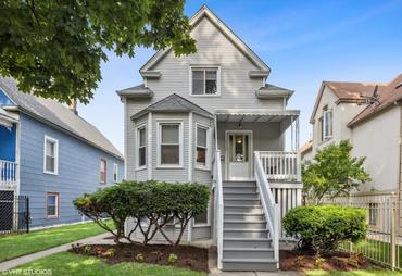 Just Listed: 4542 N Drake Avenue, Chicago