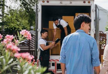 Essential Tips for Hiring a Long-Distance Mover