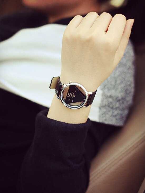 Fashion hollow triangle women quartz watches simple novelty and individualism creative wrist watch black white leather clock