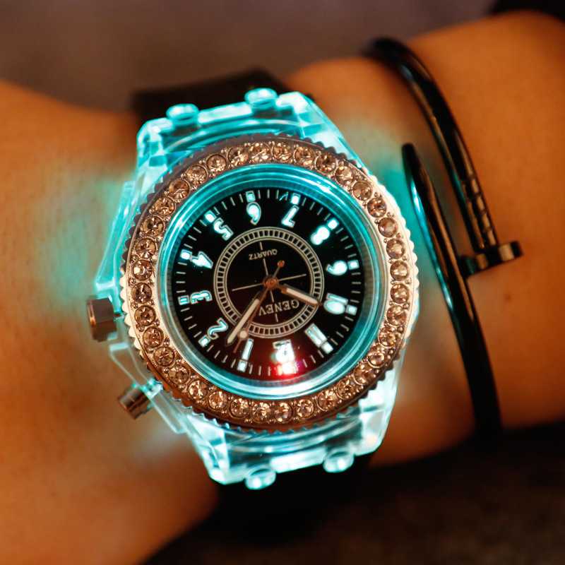 Luminous Personality Rhinestone Led Harajuku Korean Fashion Trend Male and Female Student Couple Jelly Quartz Watch Inteligente