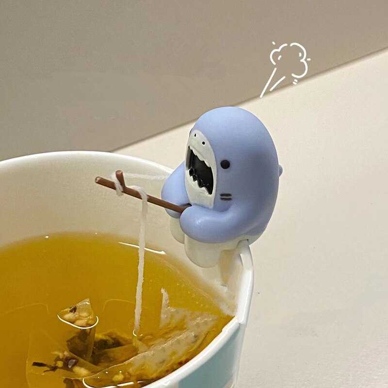 Reusable Silicone Tea Infuser Creative shark Shaped Funny Herbal Tea Bag Coffee Filter Diffuser Strainer Tea Accessories