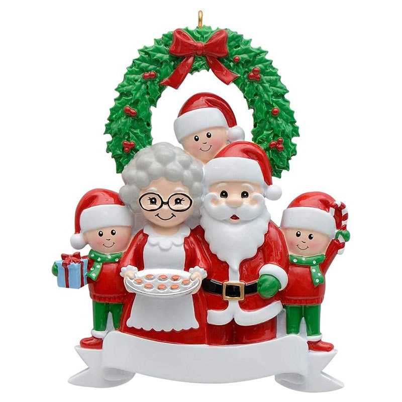 1PCS Christmas Family Pendant Personalized Ornament The Family Under Street Lights Creative Christmas Ornament Home Decor 2022