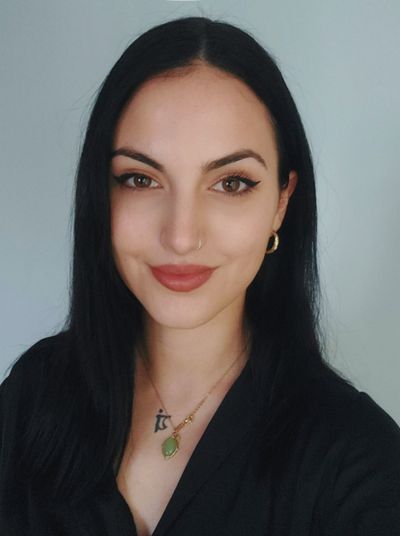 Ms. Margarita - Anna Manolia