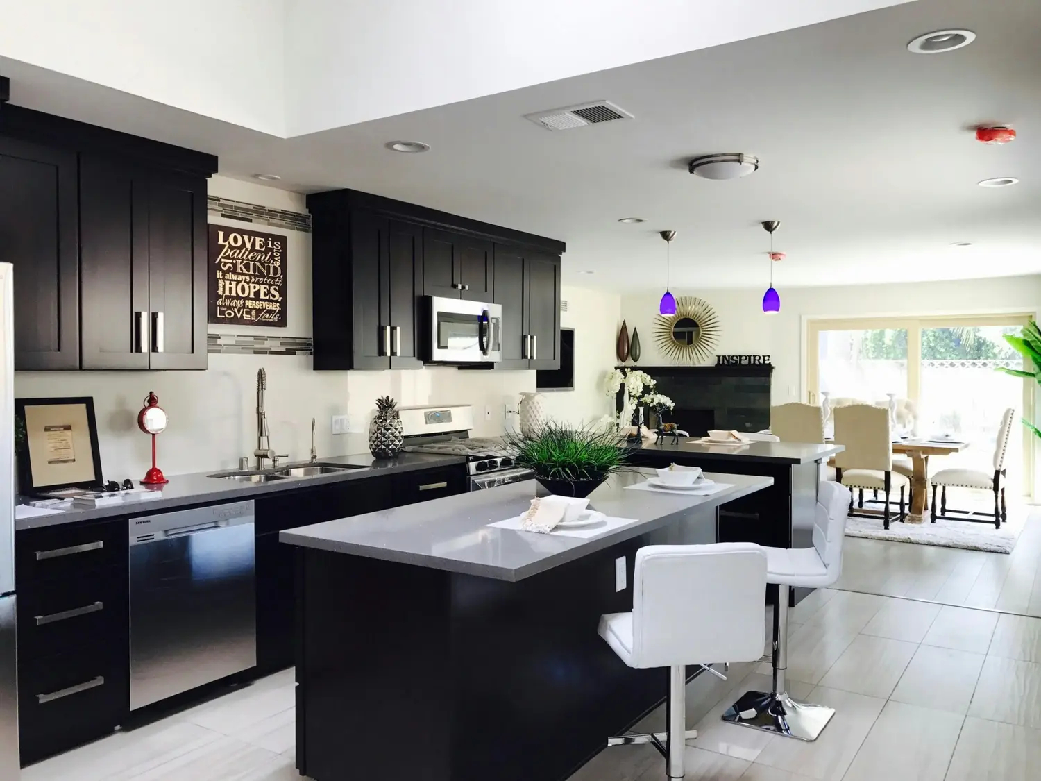Kitchen image 7