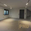 Image 4 of 8