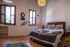 Image 4 of 9