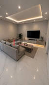 Image 2 of 6