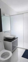Image 4 of 6