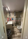 Image 3 of 6