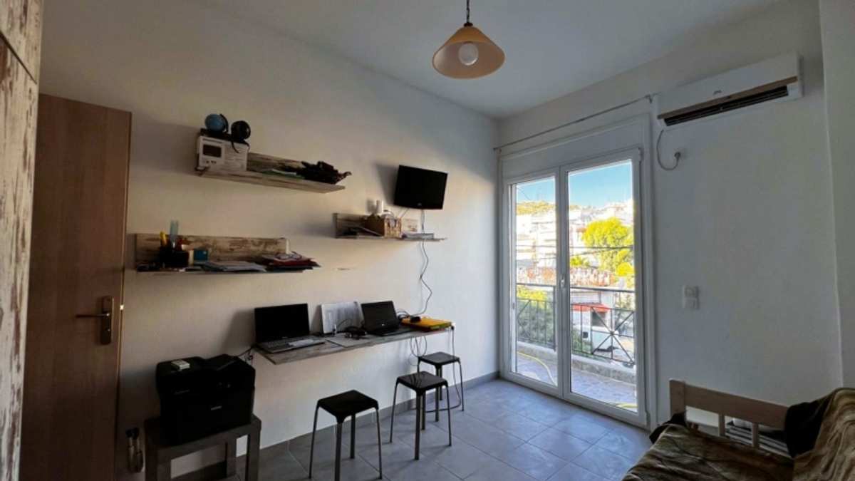 Property thumbnail 3