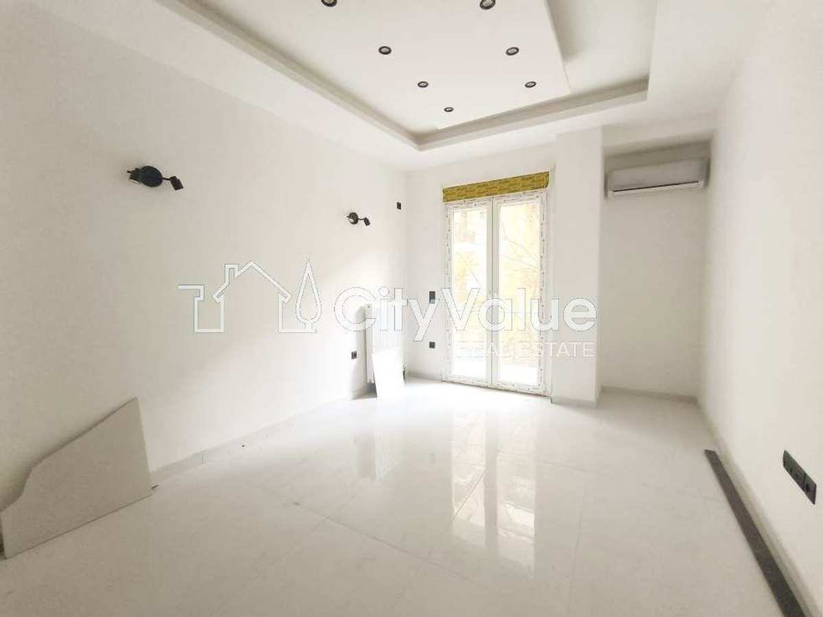 Property thumbnail 3