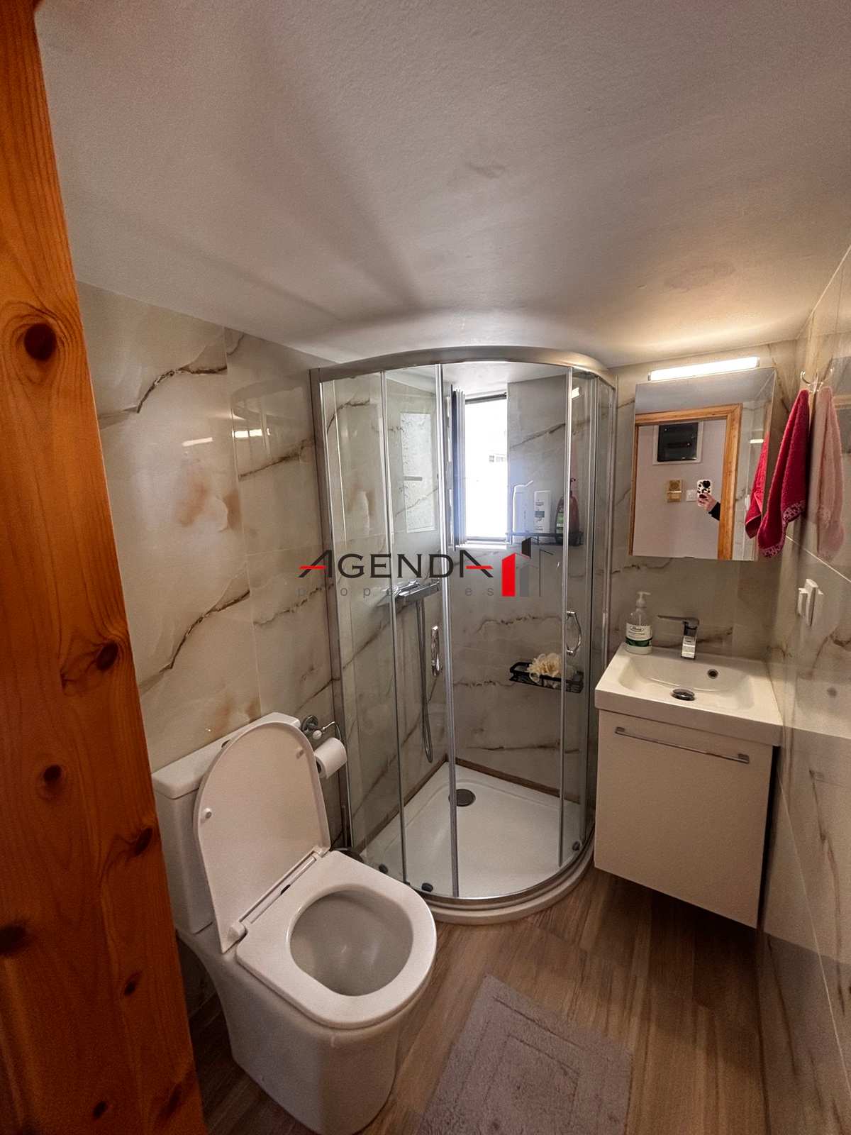 Property thumbnail 4