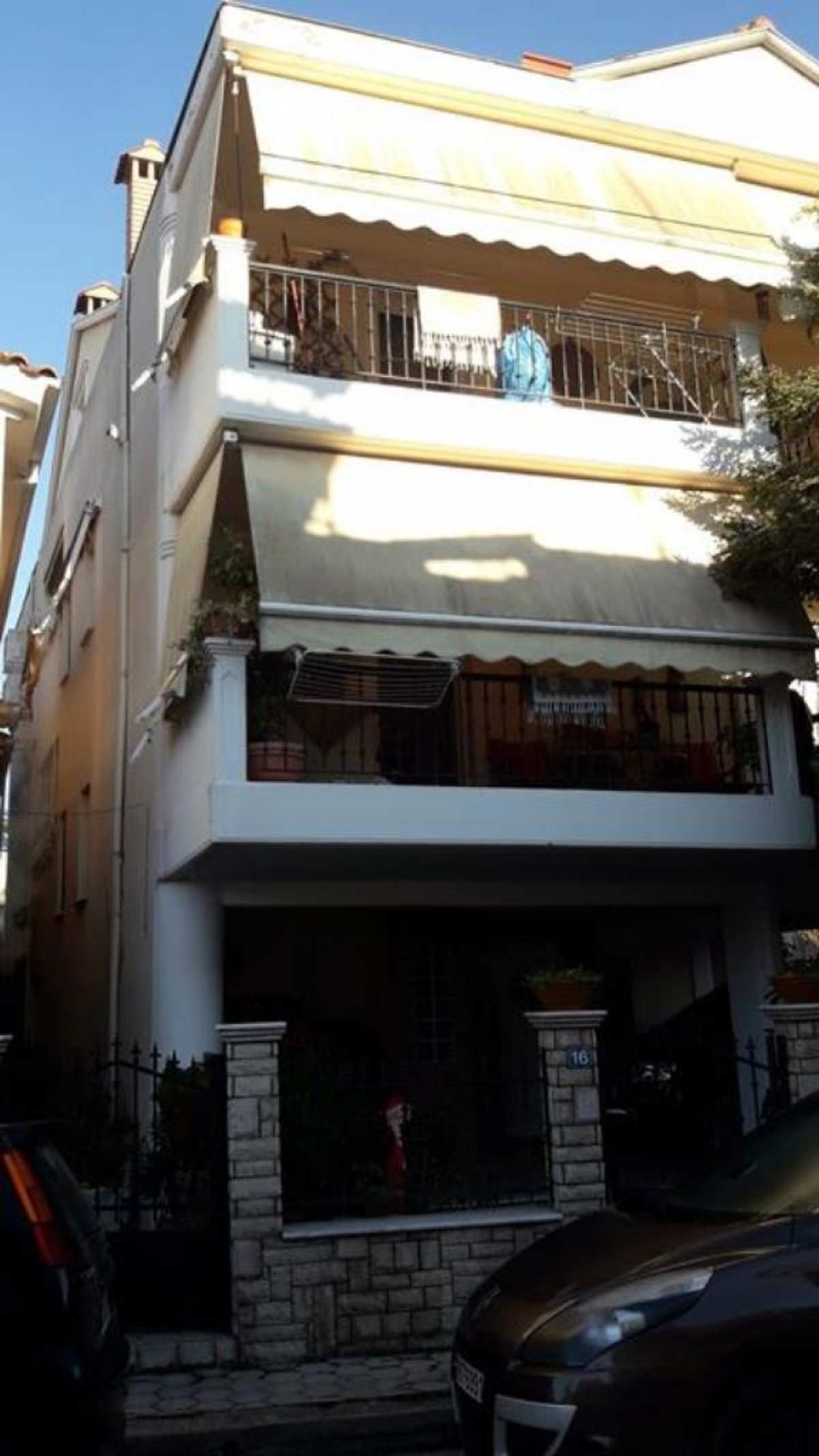 Property thumbnail 3