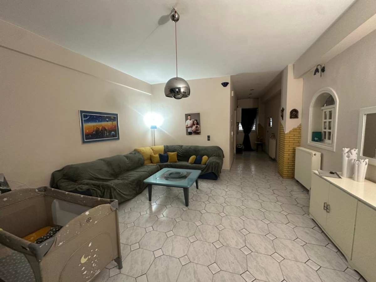 Property thumbnail 3