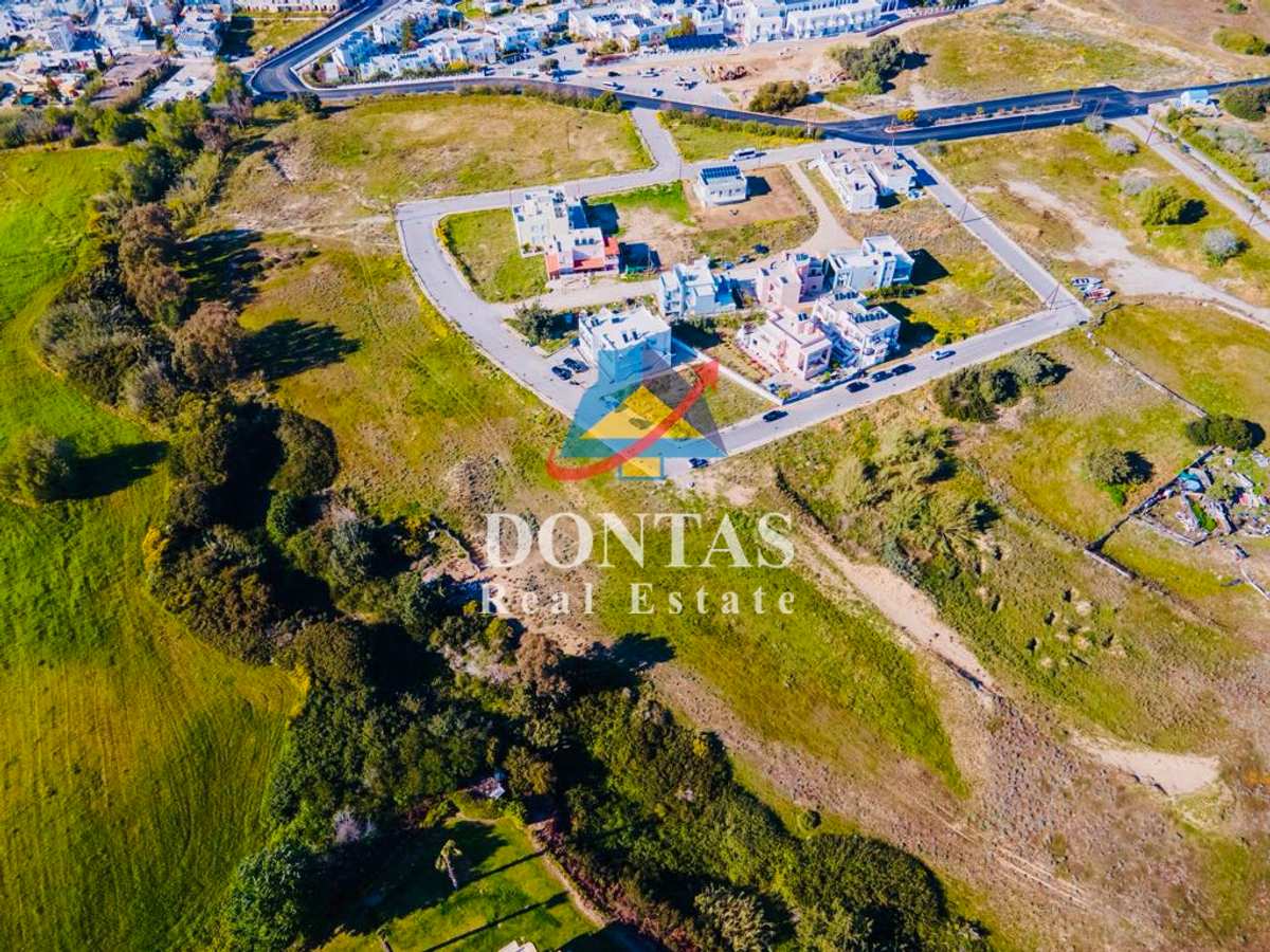 Property thumbnail 3