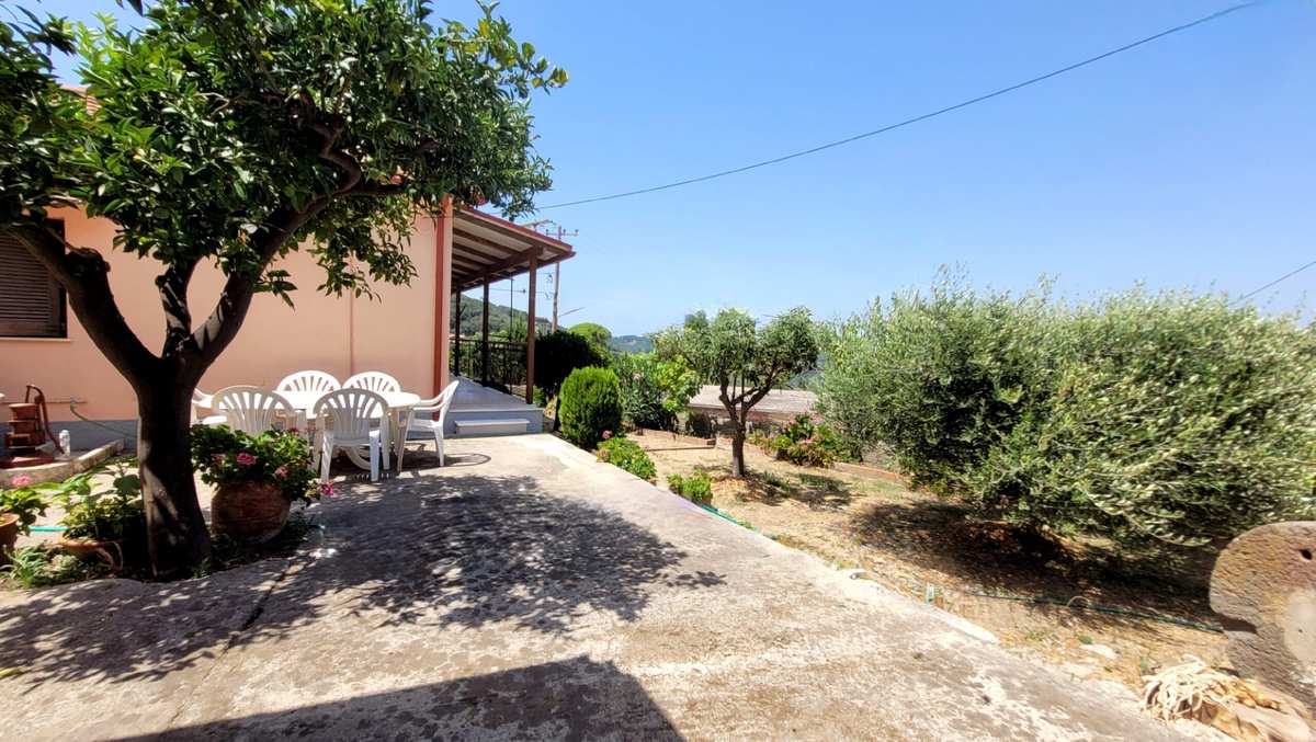 Property thumbnail 4