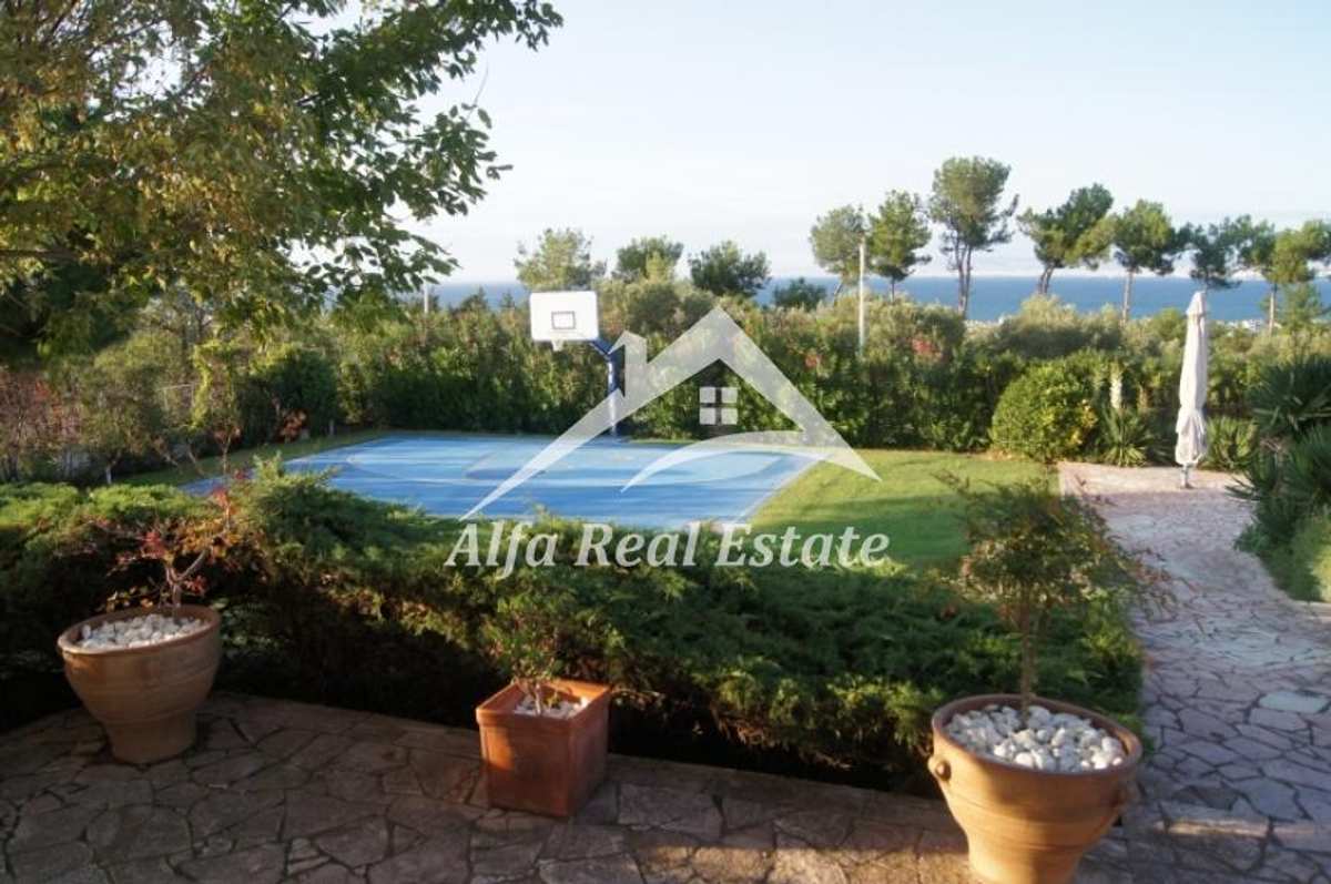 Property thumbnail 3
