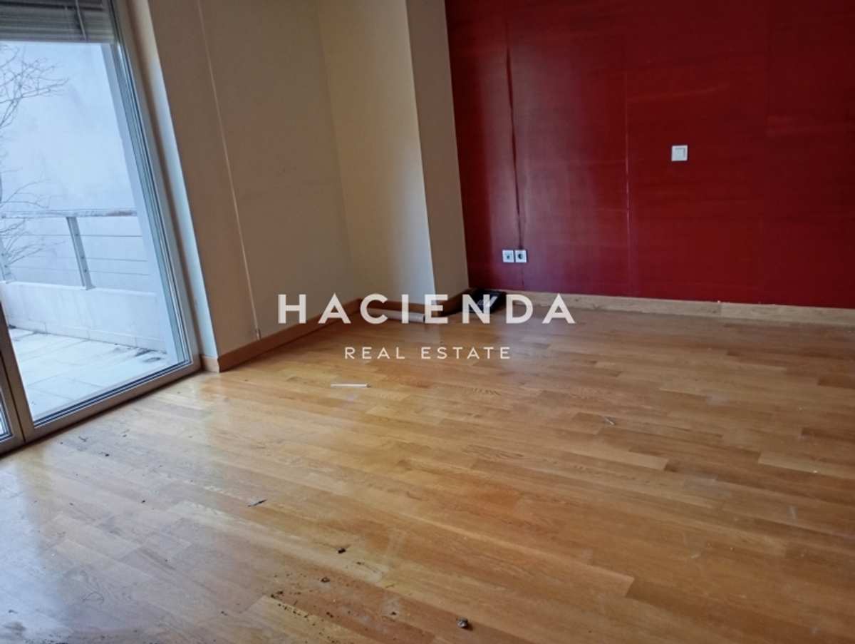Property thumbnail 3