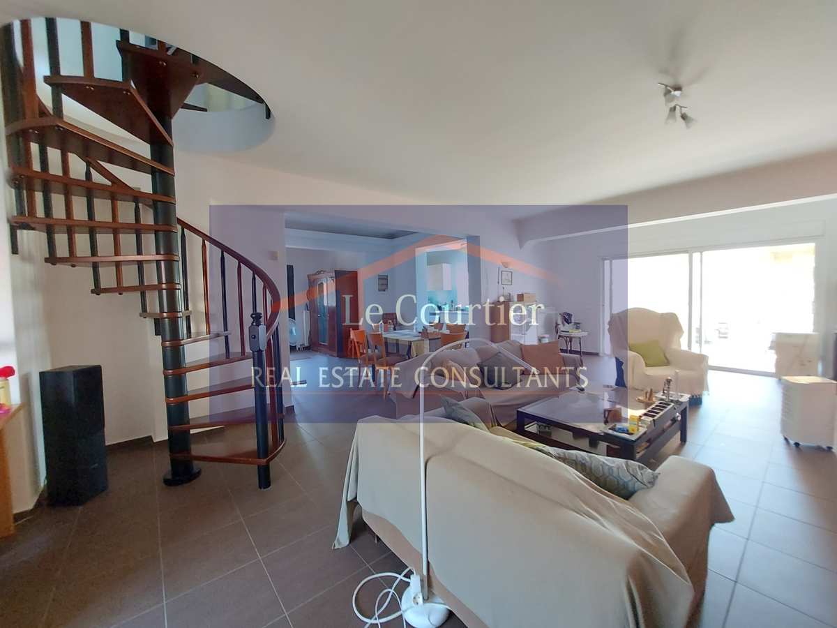 Property thumbnail 3