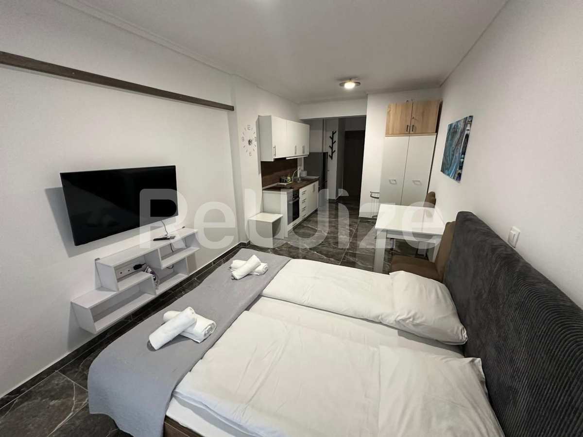Property thumbnail 3