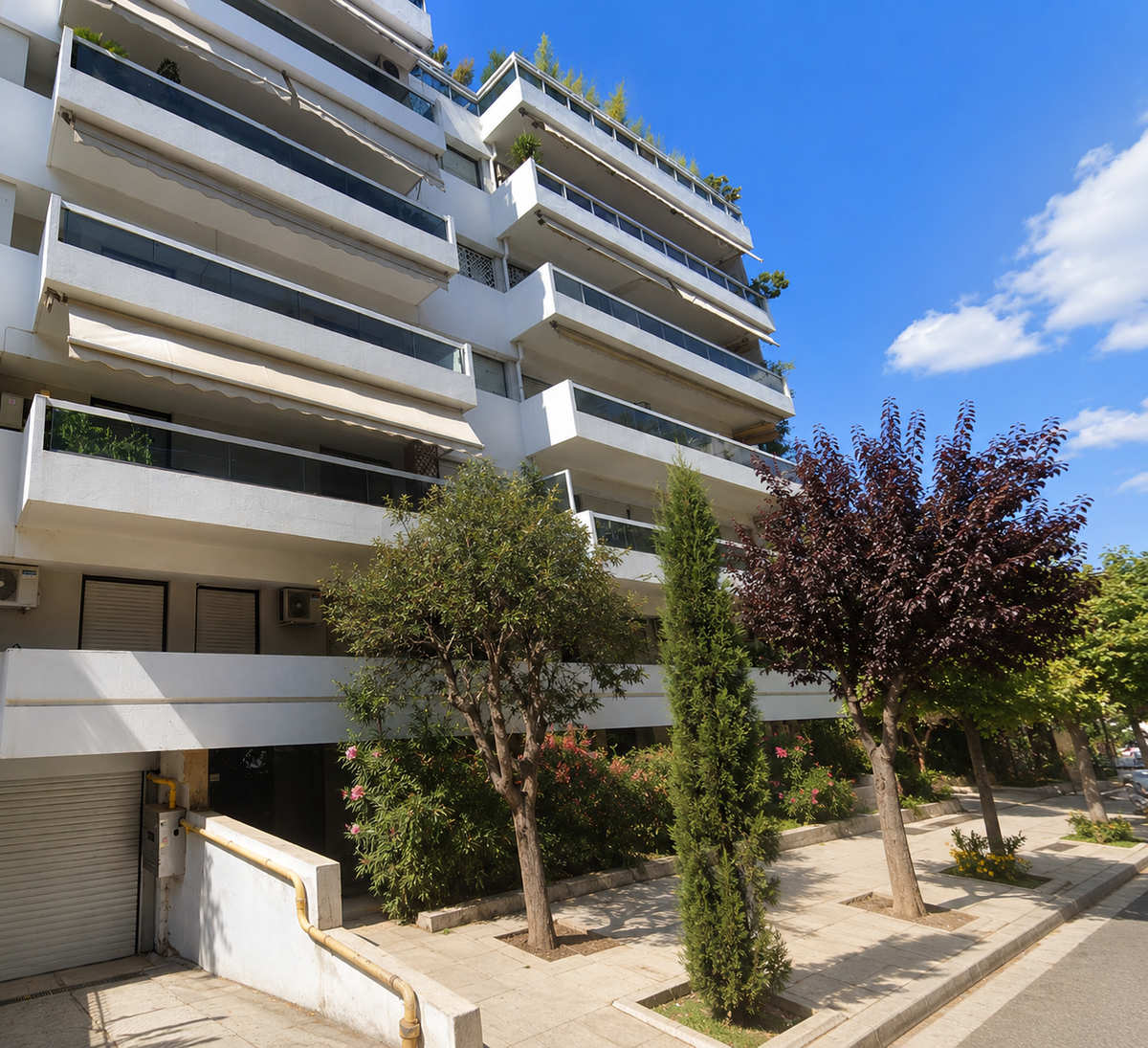 Property thumbnail 2