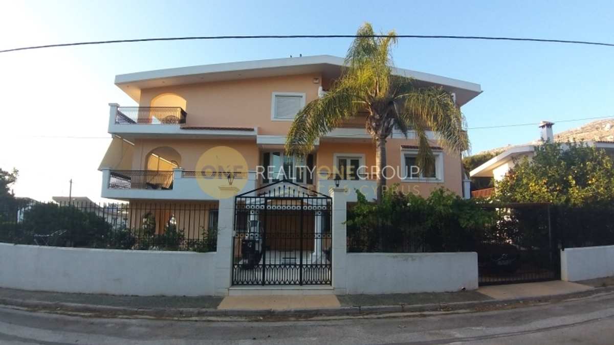 Property thumbnail 3