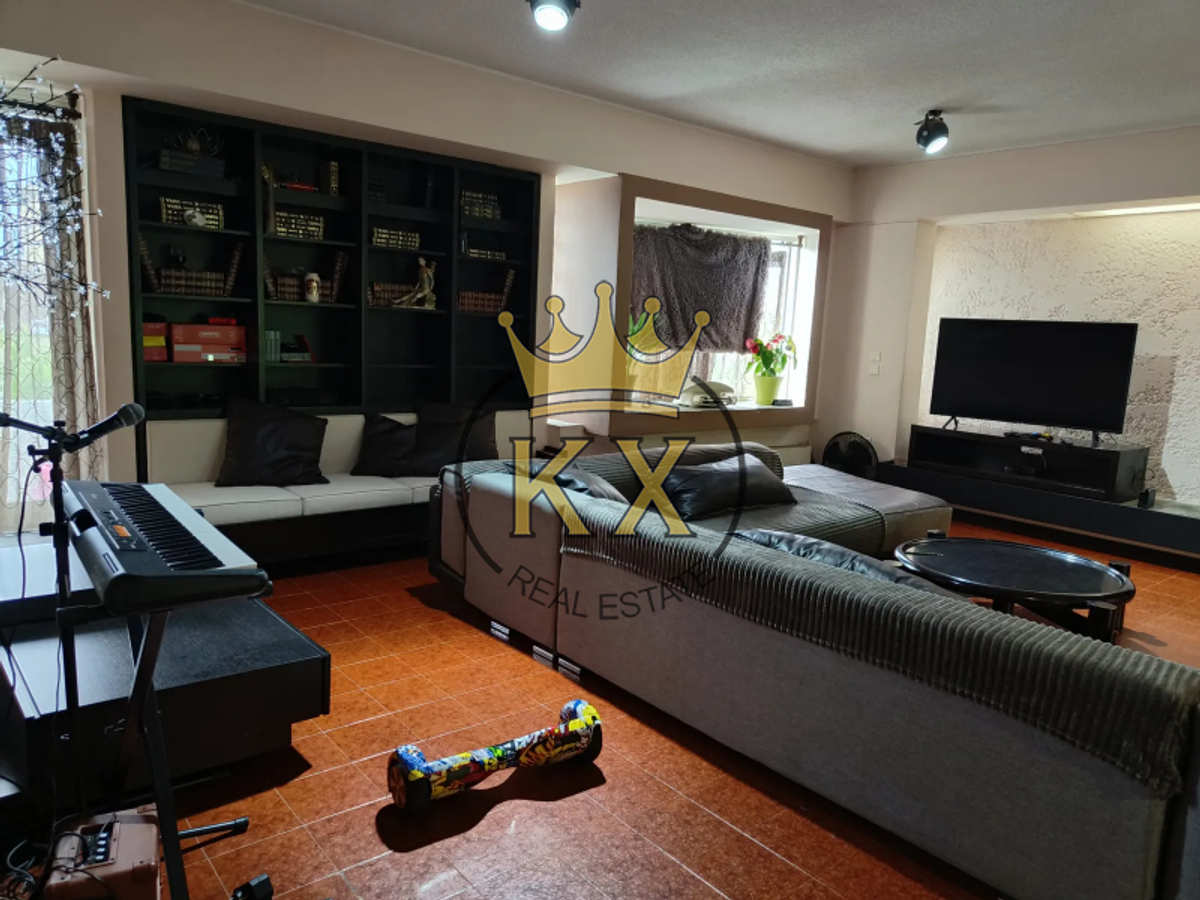Property thumbnail 2