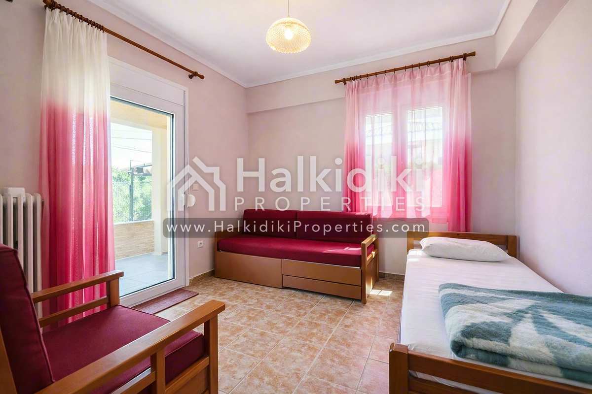 Property thumbnail 3