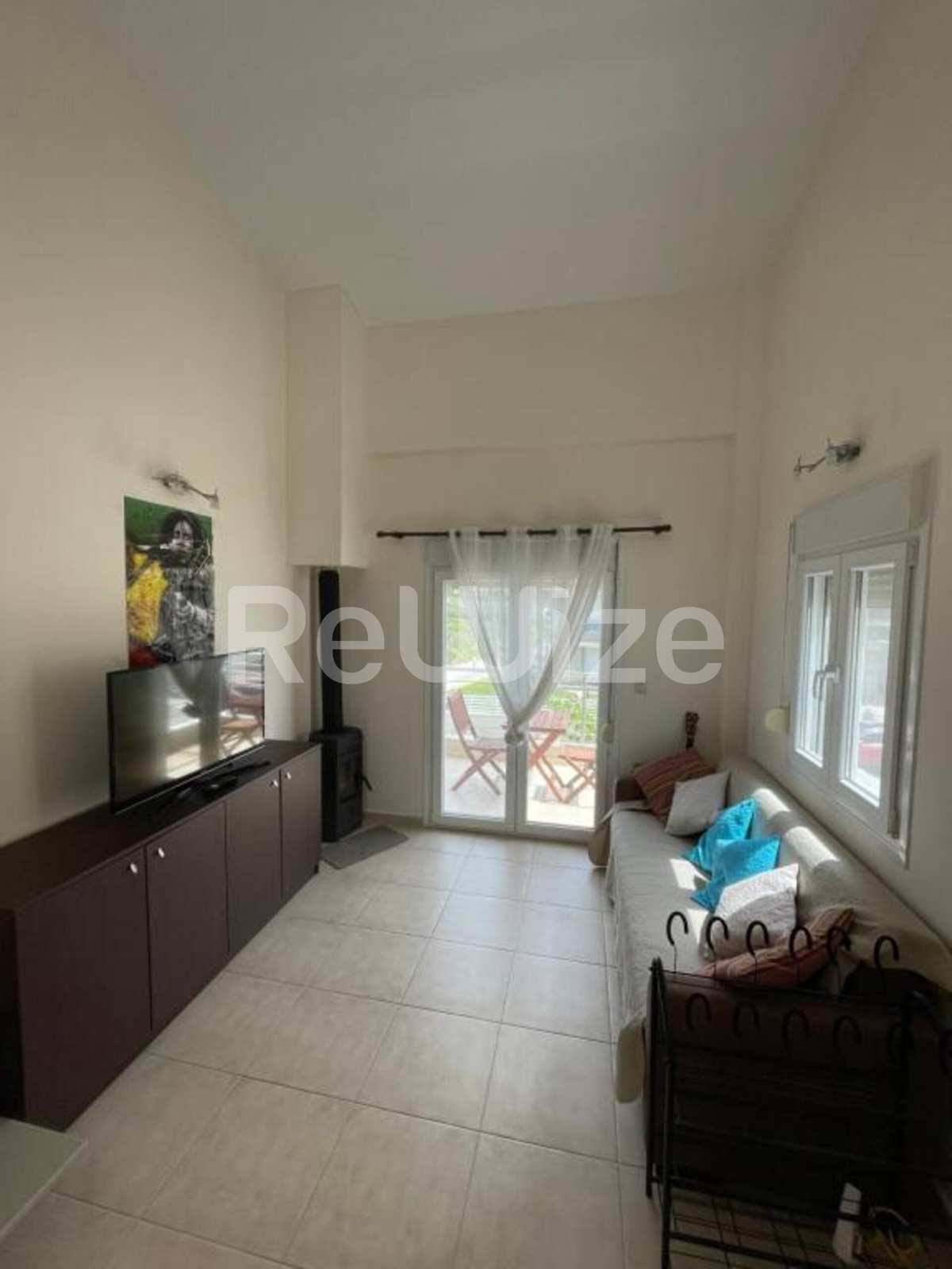 Property thumbnail 3