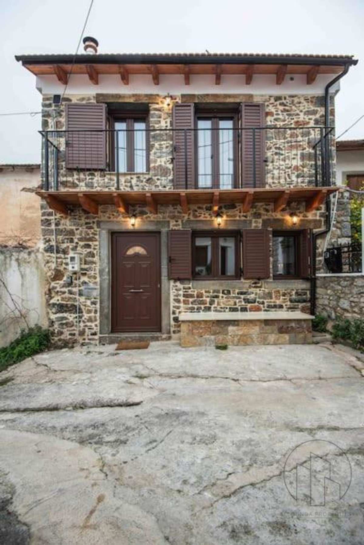 Property thumbnail 4