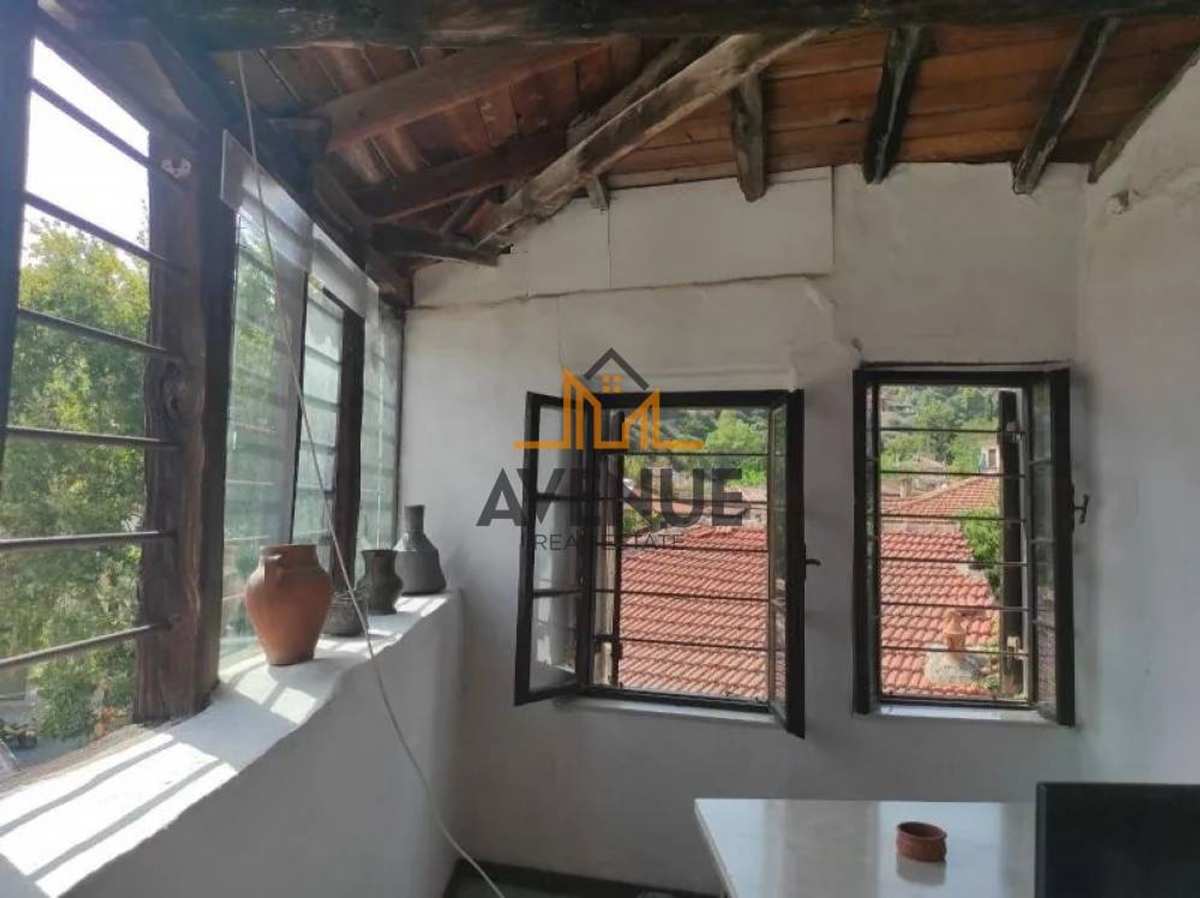 Property thumbnail 4